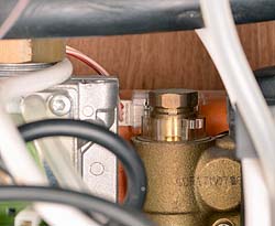 ar microgenus 24 mffi he h19221 fls insitu.jpg